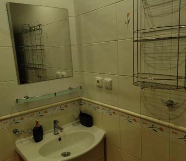 Levice Apartamento | Fast Apartment in the centrum with FREE private parking