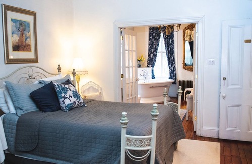 West Chester Cama Y Desayuno | Faunbrook Bed & Breakfast