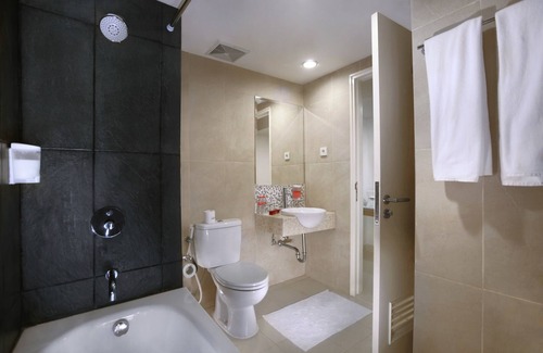 Cililitan Hotel | favehotel PGC Cililitan