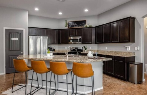 Glendale Casa | FAVORITE Desert Retreat, minutes to STATE FARM STADIUM & DOGERS Spring Training