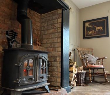 Dungannon Casa | Favour Royal Cottage - dog friendly forest escape