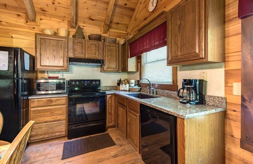 Gatlinburg - Pigeon Forge Cabina | Fawn Cabin by Jackson Mountain Rentals