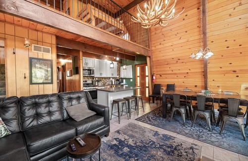 Fawnskin Casa | Fawnskin Family Cabin