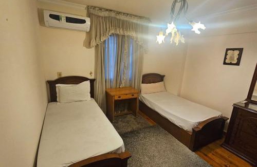 Sidi Jabir Apartamento | fawzi moaz main st-families only