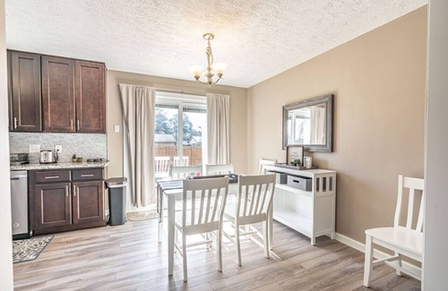 Westover Casa | Fayetteville Home Away from Home, Pet Friendly