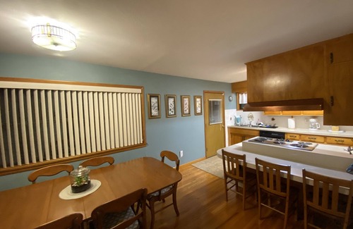 Fayetteville Casa | Fayetteville Retreat - peaceful/private setting - game room - easy access to NWA