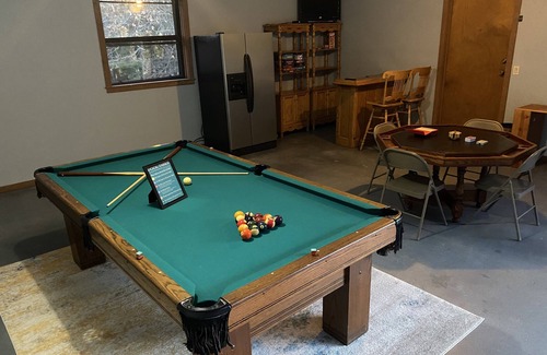 Fayetteville Casa | Fayetteville Retreat - peaceful/private setting - game room - easy access to NWA