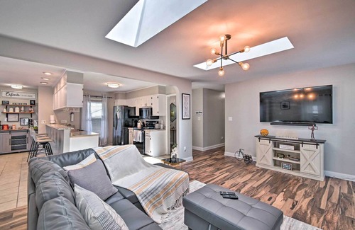Fayetteville Casa | Fayetteville Vacation Rental w/ Sunroom & Yard!