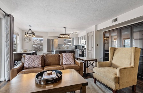 Park City Villa | 5 Minutes to Gondola, Fox Bay Favorite, 2 Bed/2 Bath, Sleeps 6