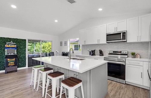 Pembroke Park Villa | Featuring 4 bedrooms and 2 bathrooms, it sleeps 10 people comfortably.