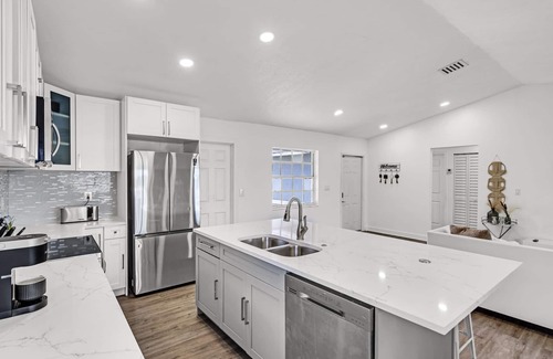Pembroke Park Villa | Featuring 4 bedrooms and 2 bathrooms, it sleeps 10 people comfortably.