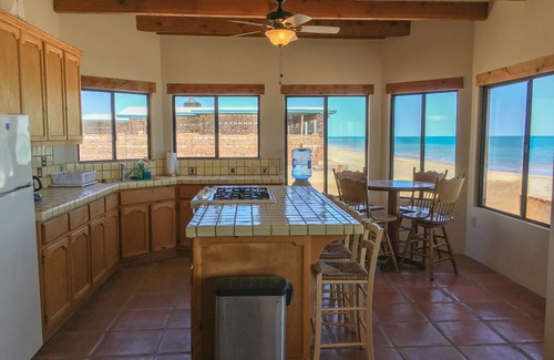 San Felipe Casa | Escapada frente a la playa en Sandy Beach con Wi-Fi