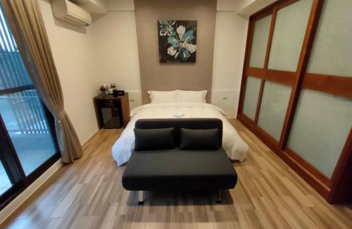 Dongshan Casa | February Flower B&B