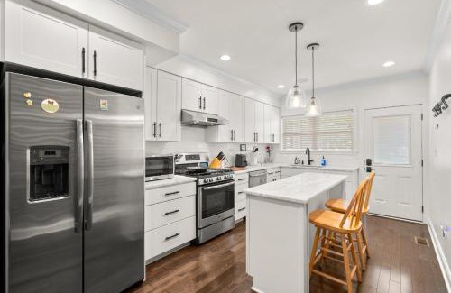 Riverside Casa | Federal Hill Luxury with Parking & Harbor View Rooftop