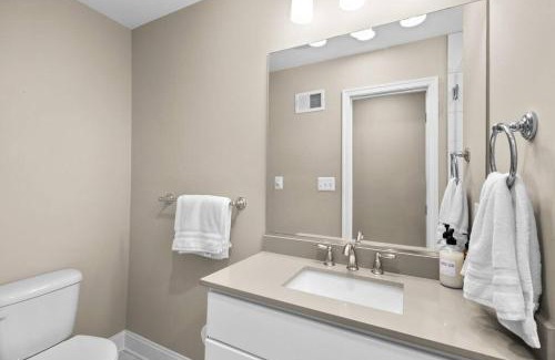Riverside Casa | Federal Hill Luxury with Parking & Harbor View Rooftop