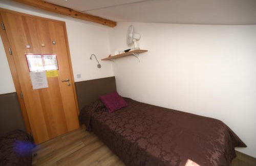 Kobarid Hostal | Fedrig Hostel rooms Apartment for 10