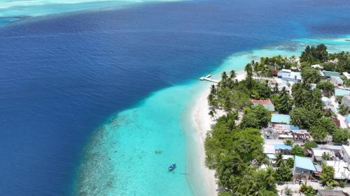 Dhidhoofinolhu Island Casa | Feeali Buddies Inn