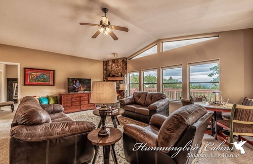 Ruidoso Casa | 'Feel like you can touch the sky' at Toasted Marshmallows