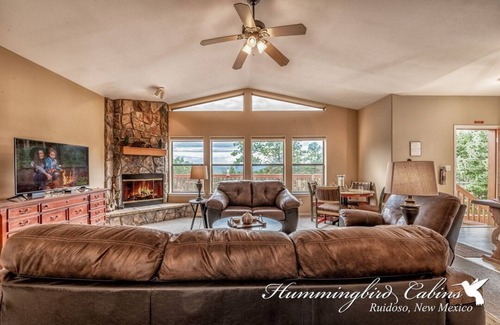 Ruidoso Casa | 'Feel like you can touch the sky' at Toasted Marshmallows