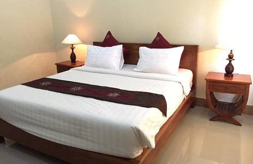Ubud City-Centre Casa | Feel the Balinese Ambience in the Heart of Ubud, 10 Mins to Central ubud (Dbl)