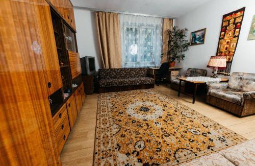 Nowa Huta Apartamento | Feel The Old Socialist Style Apartment