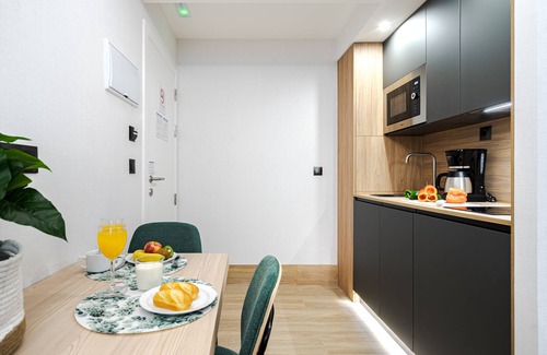Guindalera Apartamento | Feelathome Ventas Suites