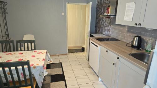 Tromso Apartamento | FeelHome 2 bedrooms apartment Vidarsveg