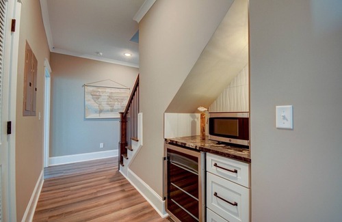 McCutcheon Field Casa | Feelin' Beachy - Oceanfront Luxury Home - Private Pool, Elevator