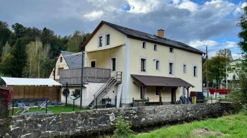 Teplice nad Metuji Casa | Feelmountains