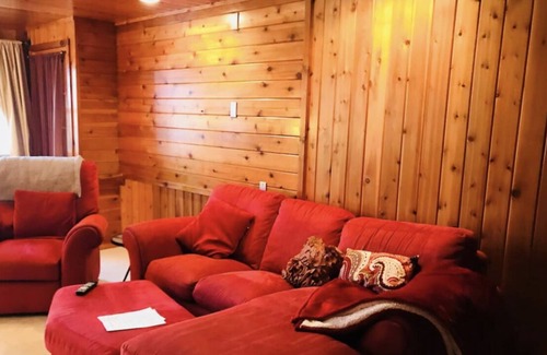 Upper Peninsula Michigan Apartamento | Feels Like Home: Quiet,Private, Clean, Bike Storage