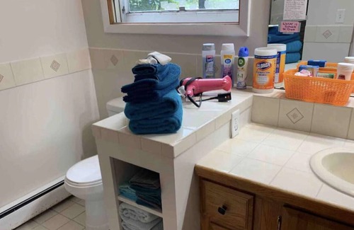 Upper Peninsula Michigan Apartamento | Feels Like Home: Quiet,Private, Clean, Bike Storage