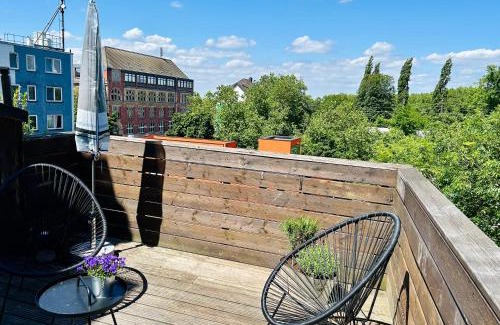 Bruckstraße Apartamento | FeelsLikeHome - Urbane Altbauwohnung mit Dachterasse& Parkplatz