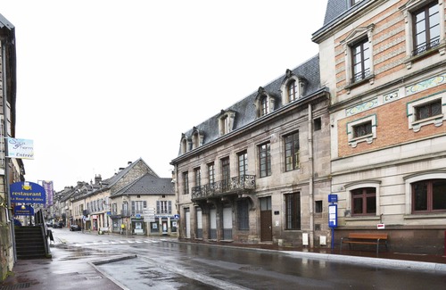 Luxeuil-les-Bains Apartamento | pies en la cabeza del agua en las nubes (a 150 metros de los baños termales)