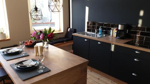 Brunsbuttel Apartamento | Feine Bleibe Haus 2