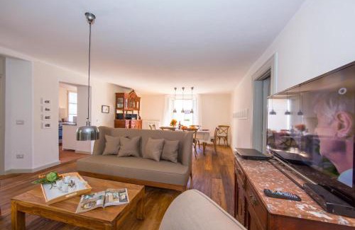 Colonno Casa | Felice sul Lago