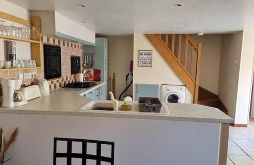 Paizay-le-Tort Cabaña | 'Felicia' 2 Bedroom Family Gite with Shared Hot Tub & Swimming Pool