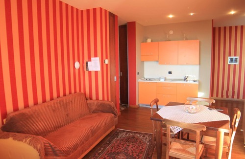 Monforte d'Alba Apartamento | Felicin - Palazzo Boeri Panoramic Suites
