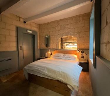 Birgu Cama Y Desayuno | Felipe x Casa Norte