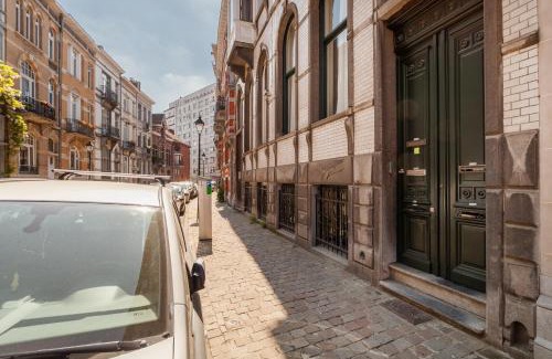 Sint-Gillis Apartamento | Felix Delhasse