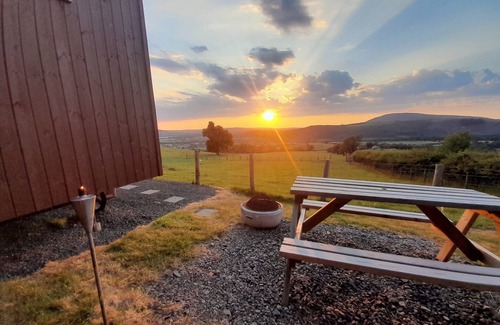 Keswick Cabina | Fell Foot Shepherds hut on traditional Lakeland farm