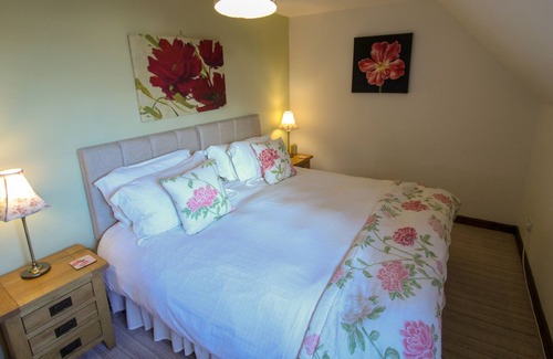 Allithwaite Cabaña | Fell View close to Lake Windermere with leisure club included.