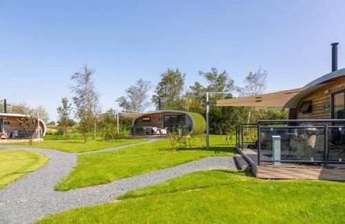 Cowan Bridge Cabina | Fell View Park Escape Pods with hot tubs
