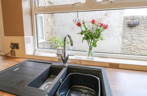 North Bitchburn Cabaña | FELLEND HOUSE, pet friendly, with open fire in Cockfield