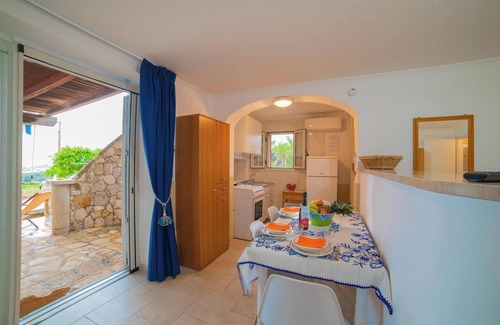 Marina di Felloniche Apartamento | Felloniche Studio Sea View, Castrignano del Capo, Italy