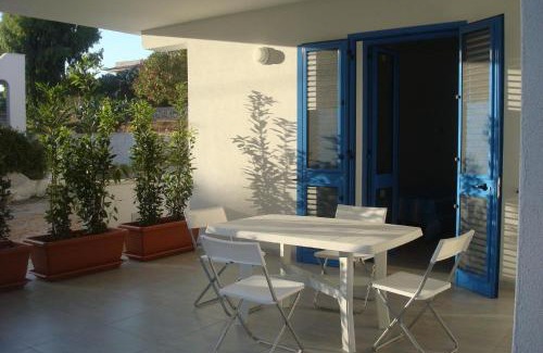 Marina di Felloniche Apartamento | Felloniche