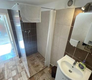 Kecskemet Apartamento | Felsőszéktó Vendégház Kecskemét