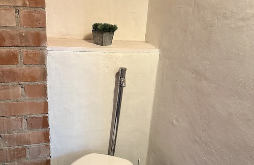 Miltenberg Apartamento | Felsstüberl - Übernachtung in Einem Gewölbekeller