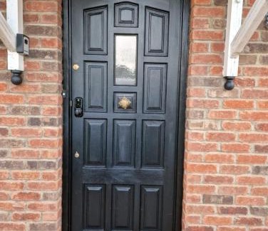 Lucan Casa | FEMALES Only