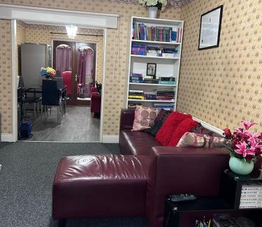 Lucan Casa | FEMALES Only