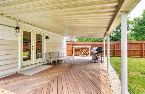 Bernville Casa | Fenced Backyard, Grill and Deck Bernville Home!